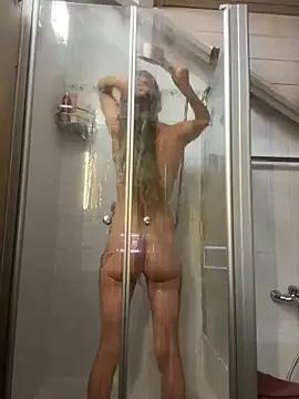 LucyLingerie78's avatar