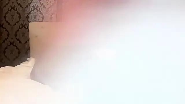 LucyLuxee19's avatar