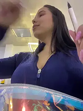 LunaCandy_ — Big Squirt in public 