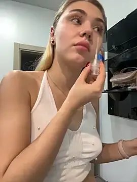 LunaMillie — sla[ naked peach 5x<3