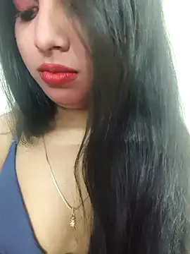 Maahhii_2 — Show Pusssy