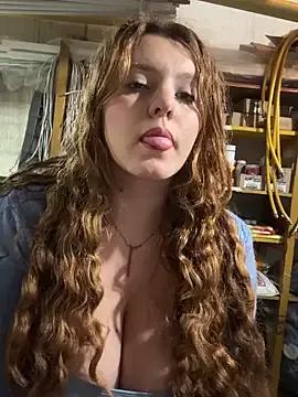 MADAME-ARLETTE on StripChat 