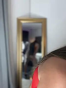 Freechat MayaMoanXXX on StripChat