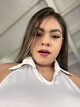 Freechat MayaMoanXXX on StripChat