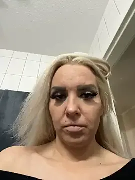 MIA-XXX — Private on StripChat