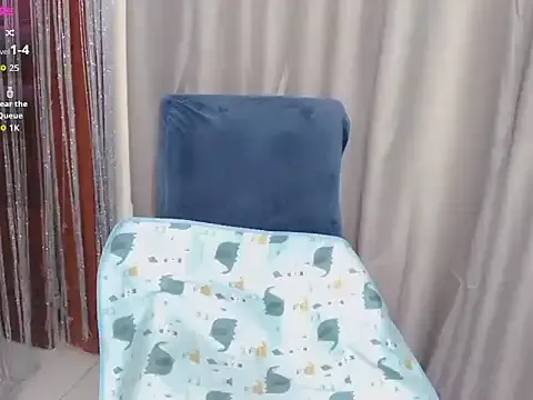 Miixue3 on StripChat 