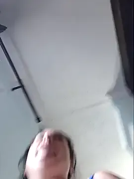 MilfyMrsRobinson — play when tip