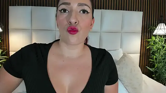 naughty_flower18 — Cum for my face