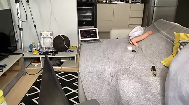 Passfisting on StripChat 
