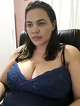 pretty_architect — STRIPTEASE for 5 minutes
