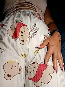 Queen_lorena on StripChat 