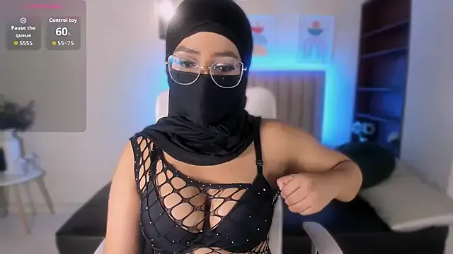 Sasha_Anaan — show pussy
