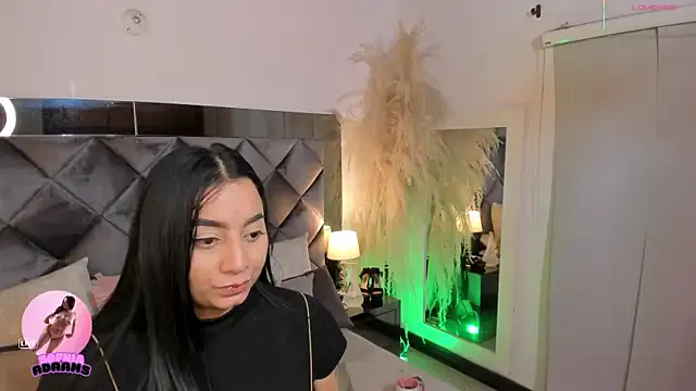 sofhiaa_adaams — FINGERS IN ASS
