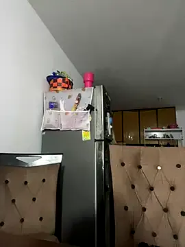 Soykarolina777 — Ride dildo?