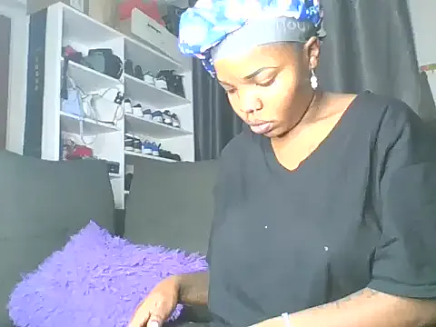 sweet_bigclit on StripChat 