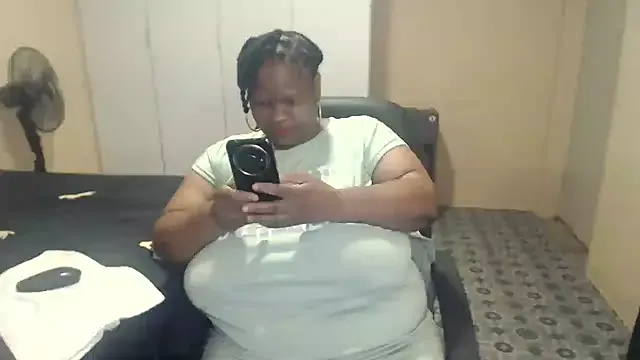 sweetnoziexx on StripChat 