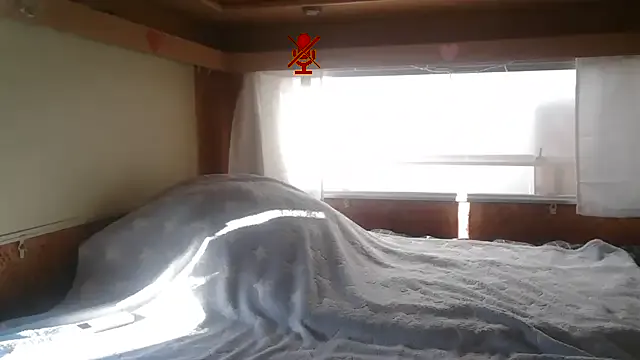 Sylly on StripChat 