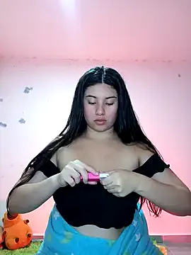tara20_ on StripChat 