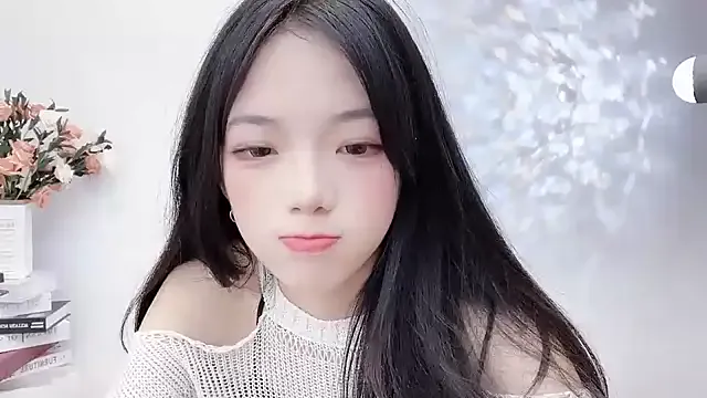 TyTing-214 on StripChat 