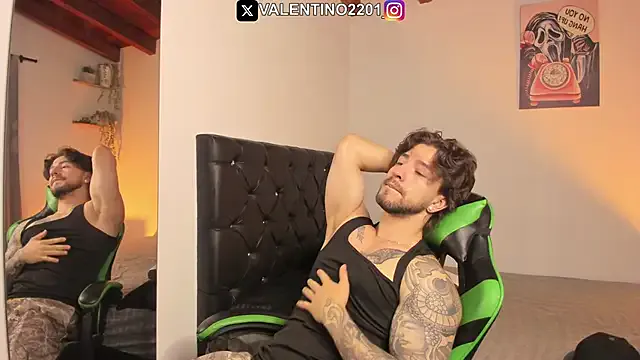 Valentino_Xander — whip my ass 10 times