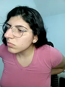 vamari2025 on StripChat 