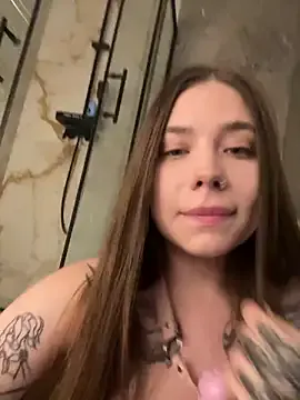 Vikki_toriya — It's juicy to fuck a pussy